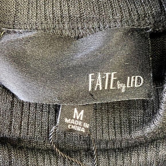 FATE by LFD Ruffle Dress NWT - Picture 6 of 8